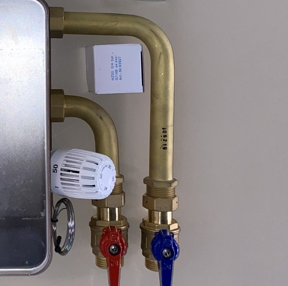 Senkrechter Anbausatz für ClimatePower Trennstation